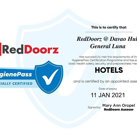 Reddoorz @ Davao Hub General Luna Kültér fotó